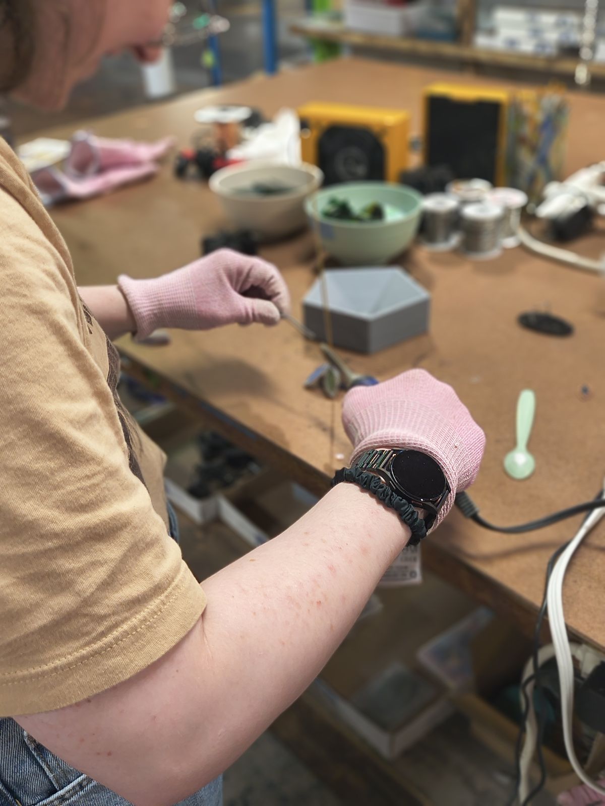 Valentine’s Day Stained Glass Classes ❤️