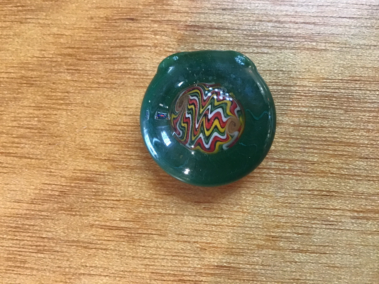 Rasta wig wag green back pendant