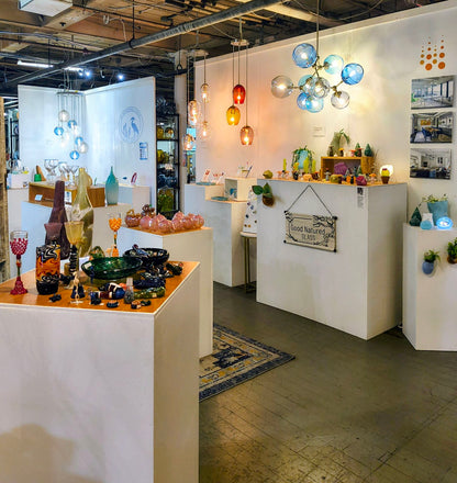 🎄 Holiday Market at Blackstone River Glass Center 🎄