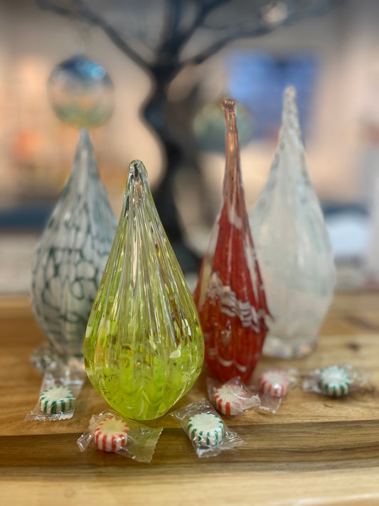 🎄 Holiday Glass Fest at Blackstone River Glass! 🎄