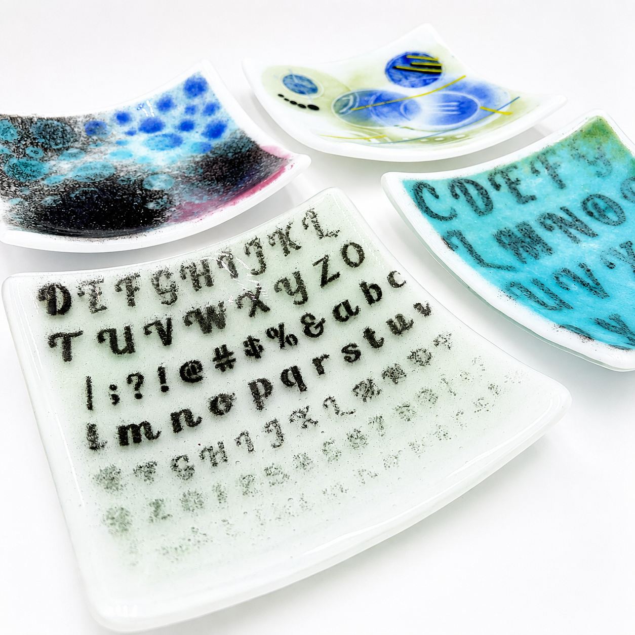 glass bowls with powder printing fused glass