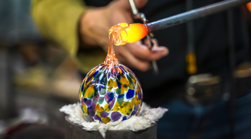 🎄 Holiday Glass Fest at Blackstone River Glass! 🎄